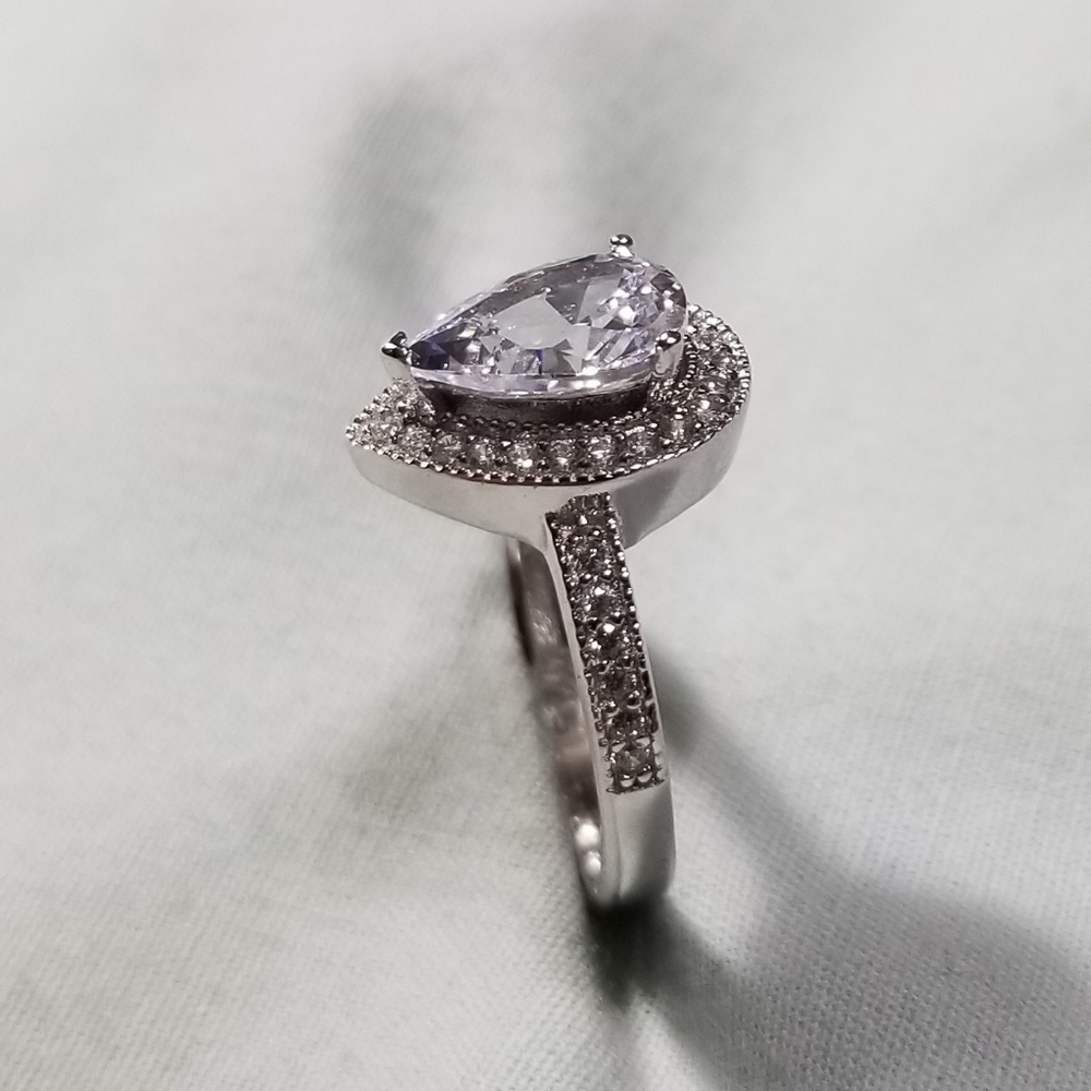 Sterling silver pear halo ring - Picture 3 of 5